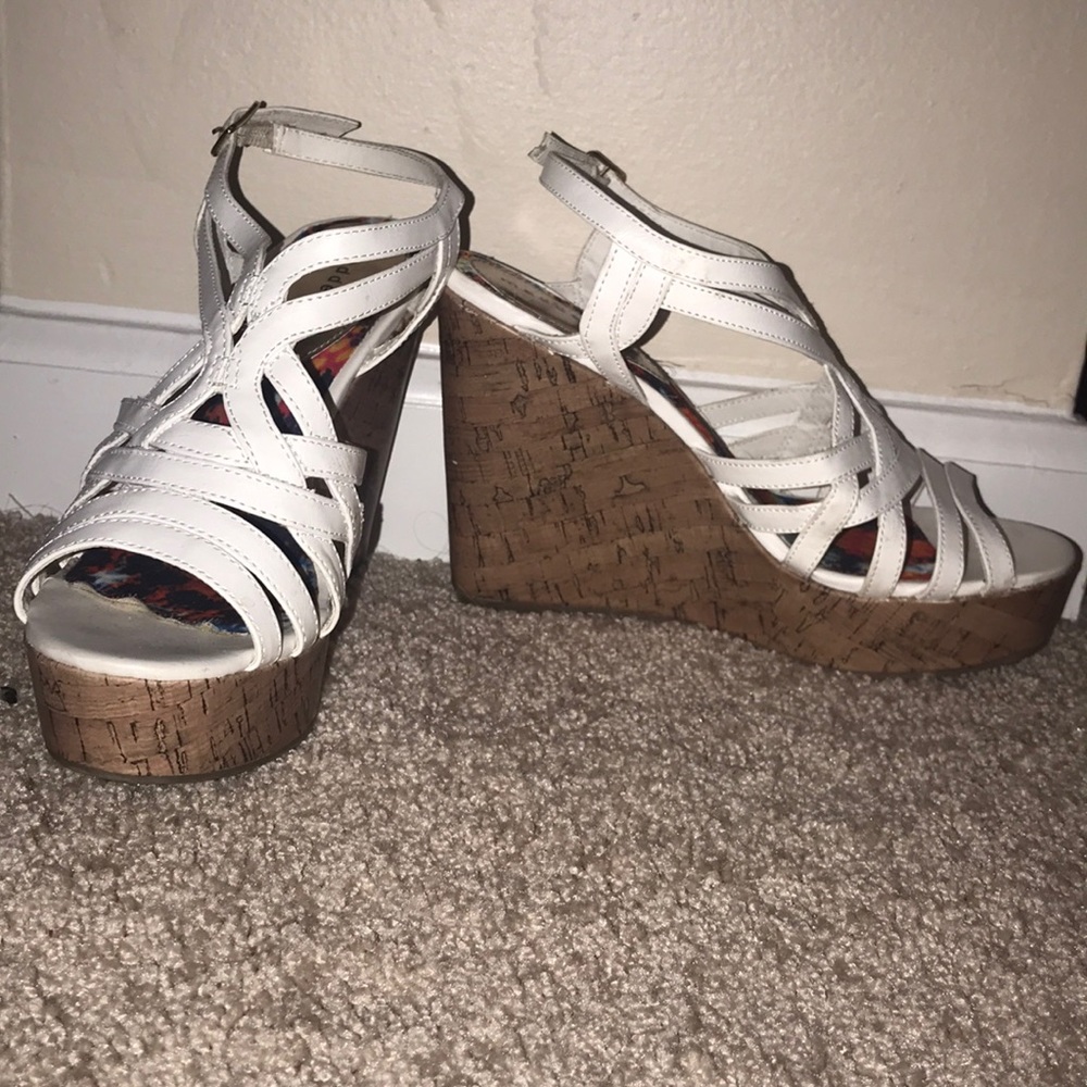 White 4 inch wedges